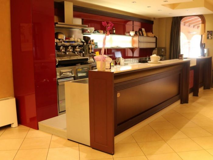 Archisio - Federico Pirarba - Progetto Arredo bar