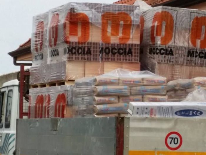 Archisio - Cpm Costruzioni Sas - Progetto Interni esterni e strutture in cemento armato