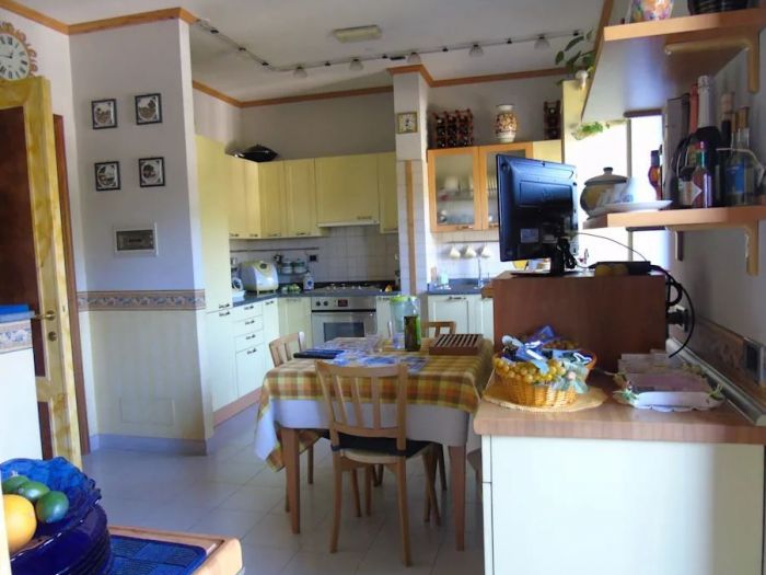 Archisio - Angela Paniccia - Progetto Relooking di una cucina datata