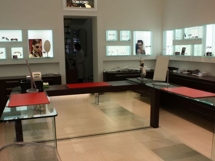 Archisio - Marcello Gennari - Progetto Negozio di ottica a pesaro