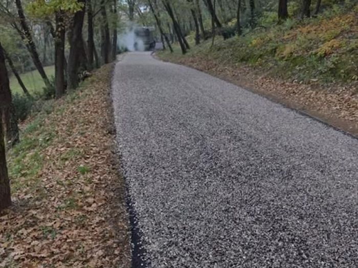Archisio - Antonutti Flli - Progetto Rivestimento asfalto con ghiaietto lavato