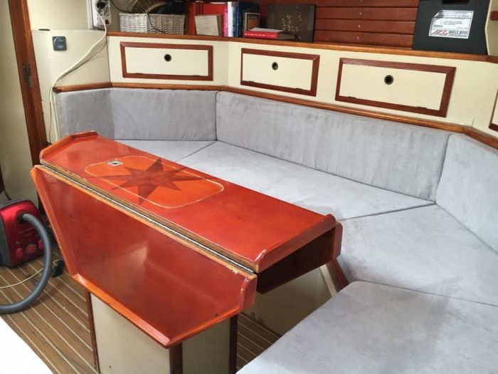 Archisio - Veleria Elle Sails Tappezzeria - Rigging Harken - Furlex - Sunbrella - Progetto Vela e rivestimento interno della barca