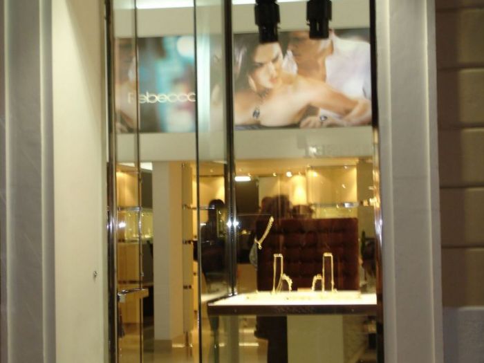 Archisio - Zeno Pucciarchitects - Progetto Rebecca store bari