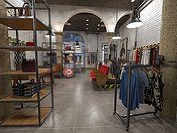 Archisio - Studio Sagitair - Progetto Negozi