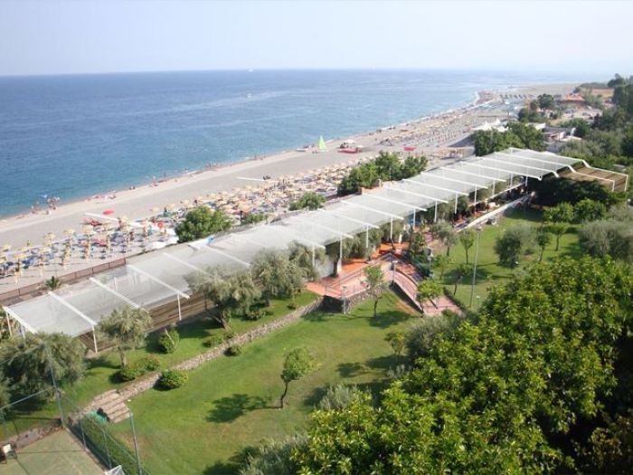 Archisio - Stefano Costantino - Progetto Progetto preliminare per la realizzazione di un bar a servizio di un hotel a giardini naxos