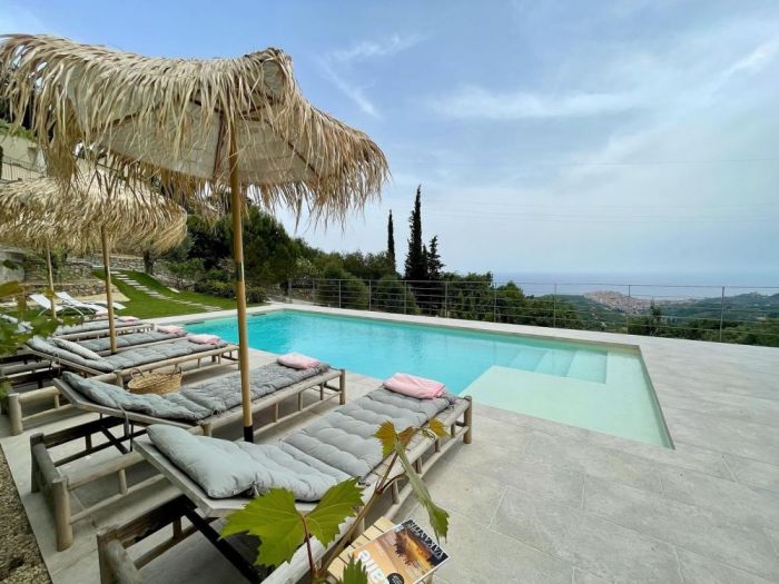 Archisio - Nadine Schmitz - Progetto Piccolo bed and breakfast