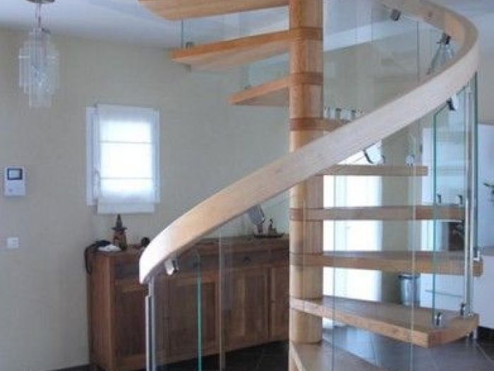 Archisio - Falegnameria Su Misura - Progetto Scale in legno su misura