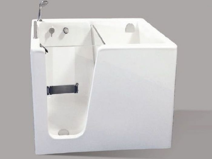 Archisio - Speedy Vasca Snc - Progetto Vasche per anziani