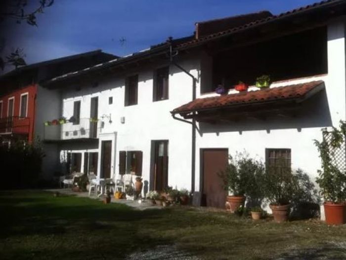 Archisio - Eliano Faoro - Progetto Cascina collinare a gassino