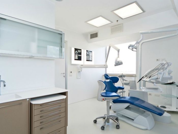 Archisio - Marco Mazzella - Progetto Interni odontoiatria e chirurgia