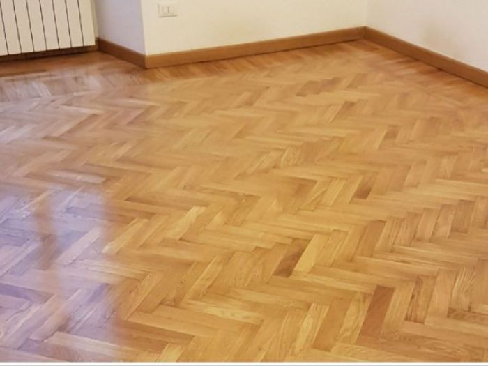 Archisio - Parquettista Roma - Progetto Restauro parquet massello con levigatura e verniciatura