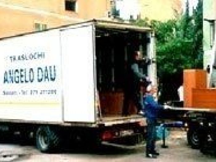 Archisio - Traslochi Angelo Dau - Progetto I nostri mezzi