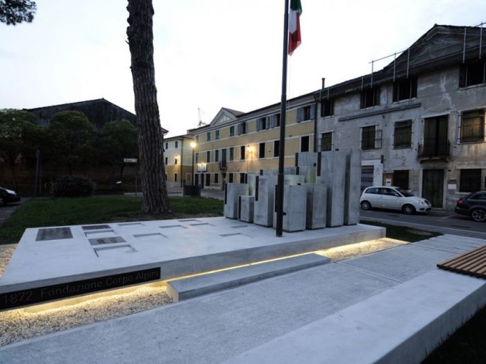 Archisio - Didon Comacchio Architects - Progetto Monumento alpini