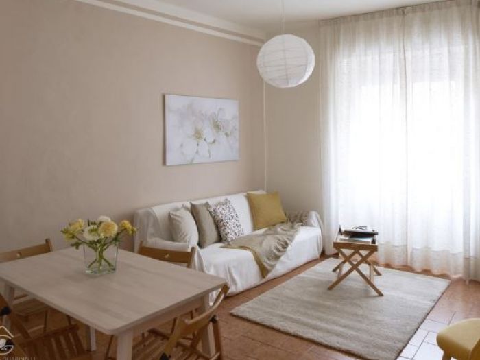 Archisio - Valentina Guarinelli - Progetto Home staging di un piccolo bilocale da riscaldare