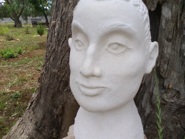 Archisio - Elisabetta Sbiroli - Progetto Sculture in pietra e marmo