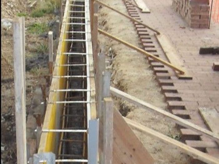 Archisio - Ingegnere Ferdinando Mangiavacchi - Progetto Lavori di salvaguardia con muri di contenimento e installazione di nuovi cancelli a tenuta idraulica