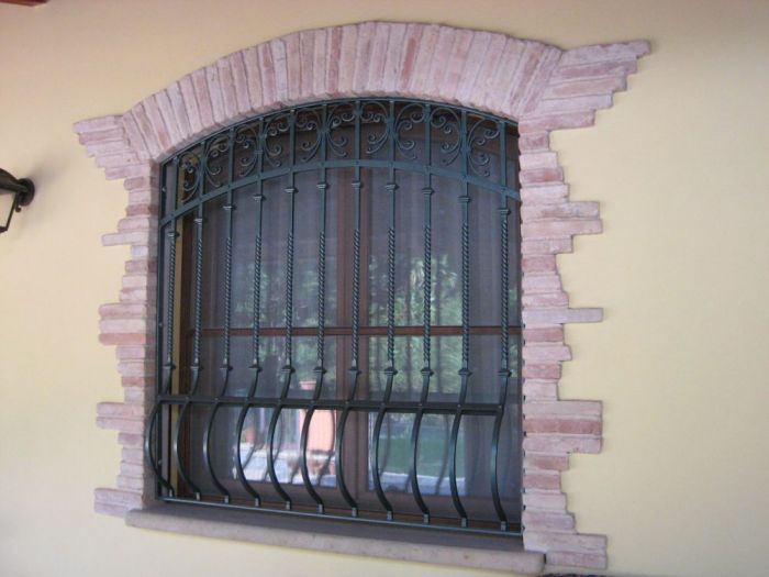 Archisio - Talloru Salvatore srl - Progetto Balconi e grate