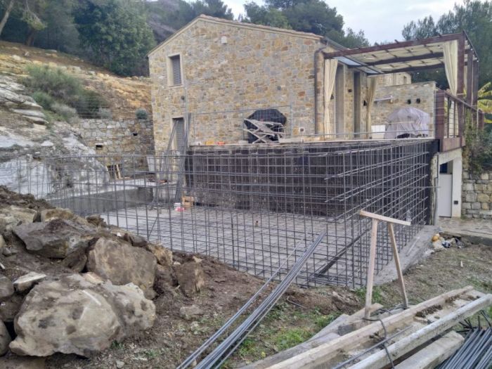 Archisio - Nadine Schmitz - Progetto Leleganza dello sfioro nascosto