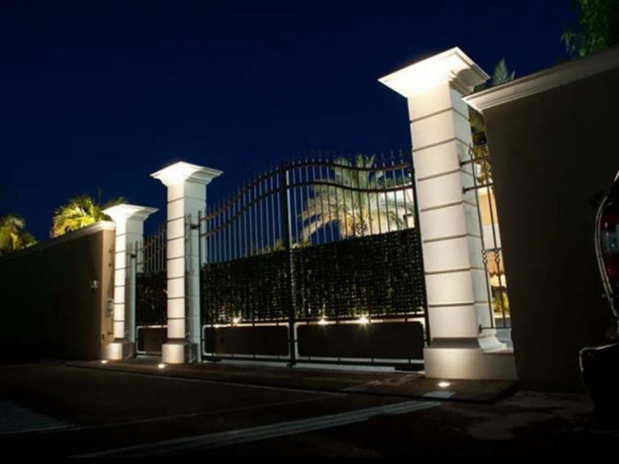 Archisio - Raffaele Carrella - Progetto Villa monofamiliare con piscina