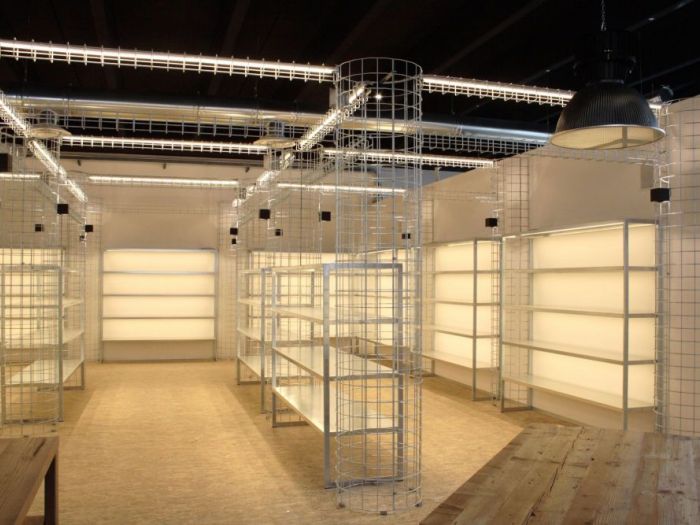 Archisio - Maurizio Moraldi - Progetto La fabbrica dei tacchi the heels factory