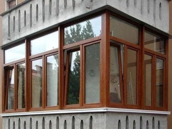 Archisio - Infissi Curatolo - Progetto Produzione e istallazione di infissi in legno e in pvc