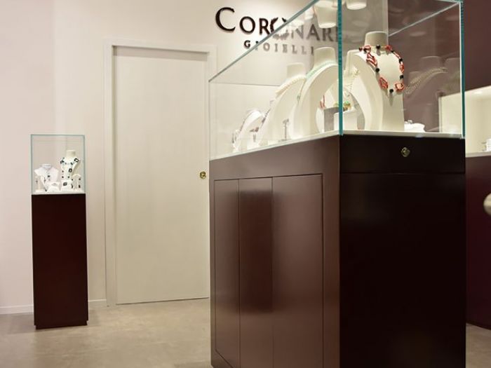 Archisio - Legnomat Arredamenti Su Misura - Progetto Arredo per gioielleria