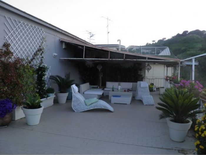 Archisio - Daniela Puglia - Progetto Panorama unico un terrazzo da fiabacon vista castello