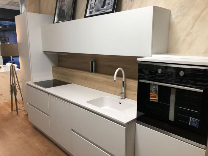 Archisio - Mhid Maiocchi House Interior Designer - Progetto Cucina bianca