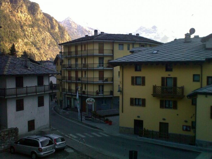 Archisio - Bandiera Carmelo - Progetto Restauro condominio su facciata