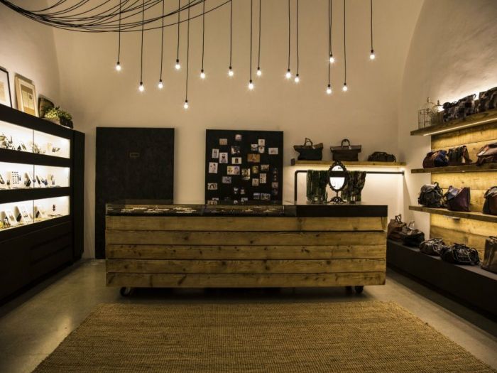 Archisio - Design Project - Progetto Cose -accessory store-