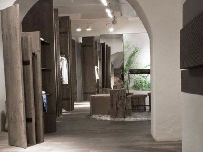 Archisio - Asso spa - Progetto Allestimento e arredamento di negozi