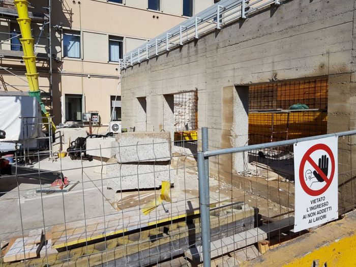 Archisio - Impresa Edile Sardegna - Progetto Demolizione controllata - taglio muro cemento armato