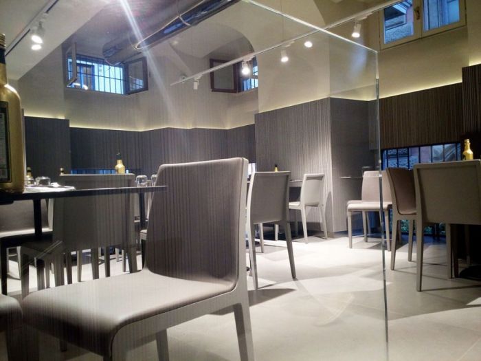 Archisio - Pfr Arredamentyi srl - Progetto Ristoranti in italia e allestero