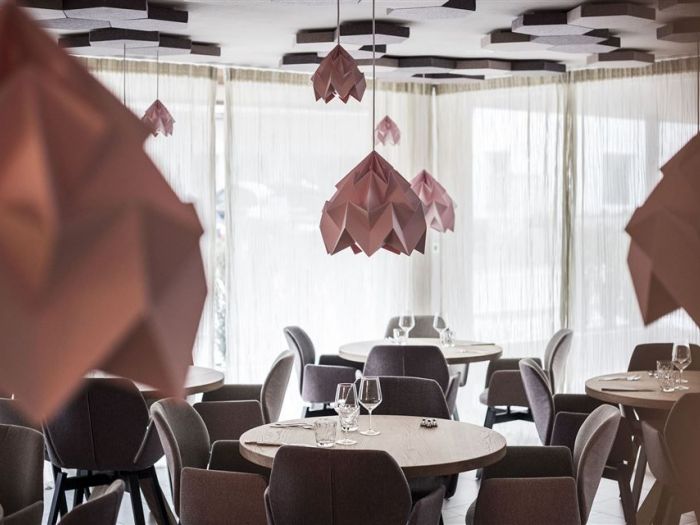 Archisio - Noa Network Of Architecture - Progetto Tofana racchiudendo la natura in se stesso