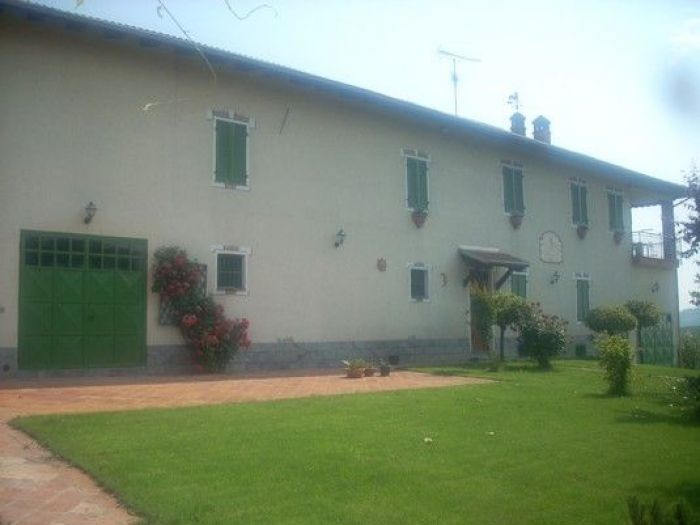 Archisio - Tascarella Fausto - Progetto In mezzo ai tartufi una dimora recuperata