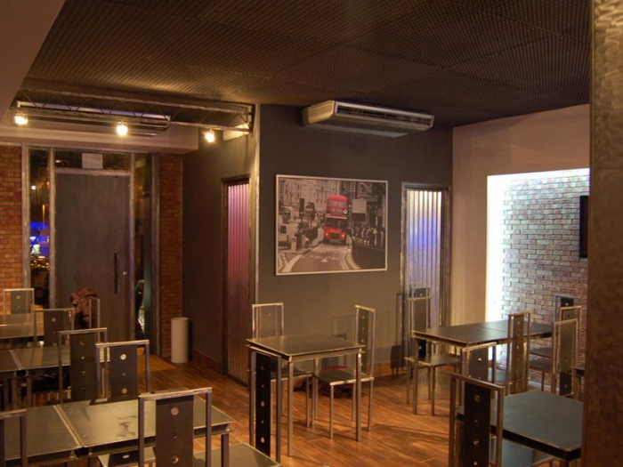 Archisio - Officine Architetti - Progetto Favelas pub