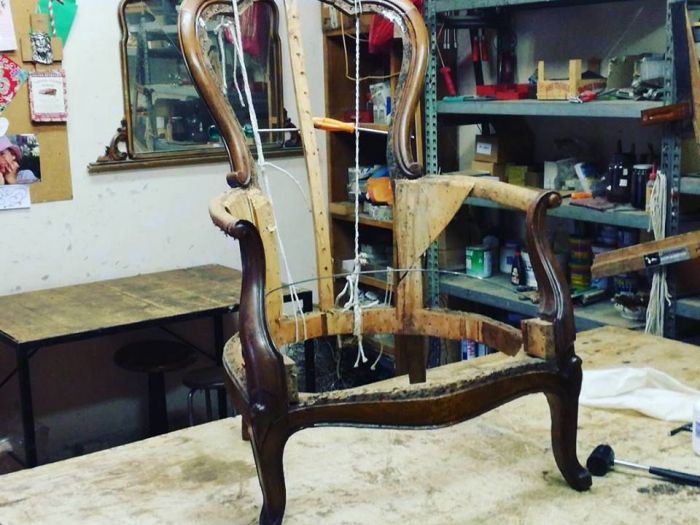 Archisio - Tappezzeria Artigianale Del Borgo - Progetto Realizzazione di sedie