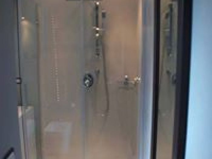 Archisio - Gerardo Spisso - Progetto Applicazione resine per rivestimenti pavimenti e muri