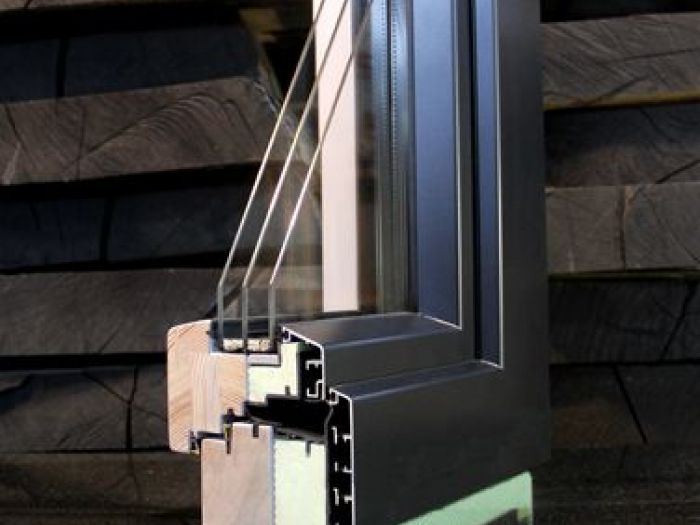 Archisio - Domus Legno - Progetto Produzione infissi certificati in legno alluminio