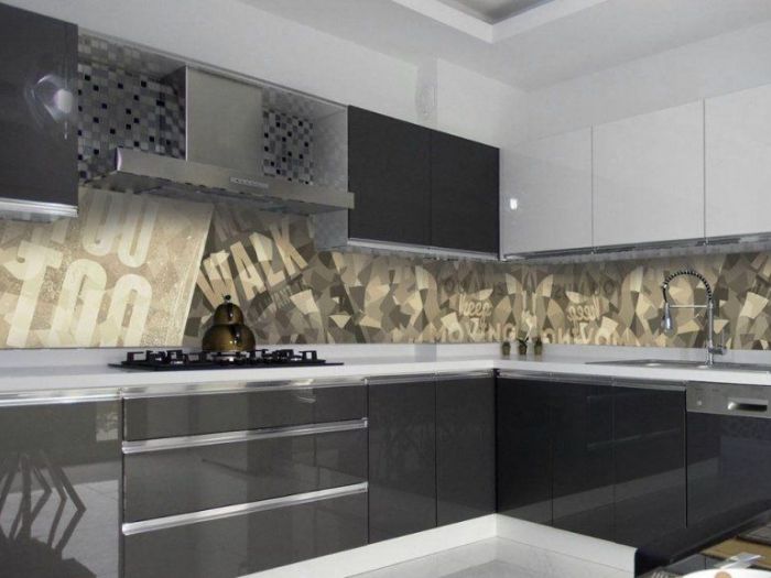 Archisio - Citti Serramenti Infissi Cristalli - Progetto Schienali per cucine in vetro