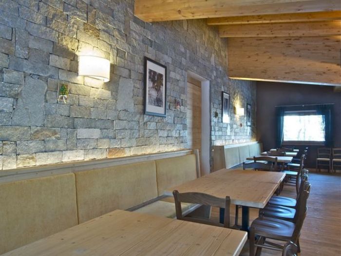 Archisio - Bm Italia srl - Progetto Rifugio baradello 2000