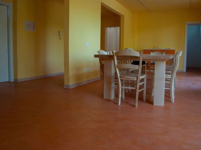 Archisio - Dekotec srl - Progetto Rivestimenti in cemento spatolato su pavimentazione e pareti