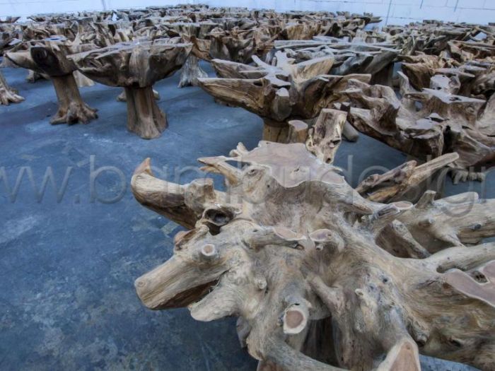 Archisio - Bambu Design - Progetto Tavoli basi tavolo sedie poltroncine