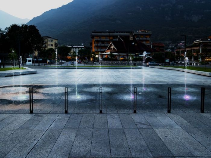 Archisio - Forme Dacqua - Progetto Fontana semi dinamica a pavimento darfo boario terme