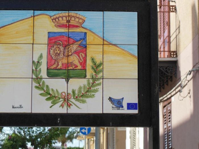 Archisio - Keramosfea Sas Di Alessandra La Spisa - Progetto Segnaletica turistica