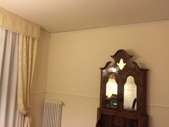 Archisio - Alberto Alderighi - Progetto Tinteggiatura con decorazioni a cornici e colonna in cartongesso