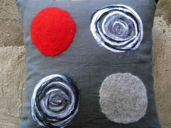 Archisio - Elena Kihlman Disegna E Produce Tessuti Darredamento Accessori Per Arredamenti - Progetto Cuscini decorativi