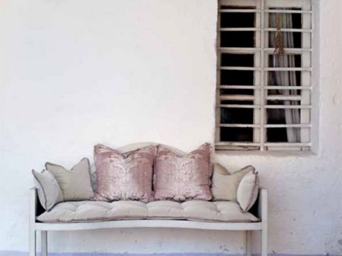 Archisio - Porte Italia Interiors - Progetto Sofas benches