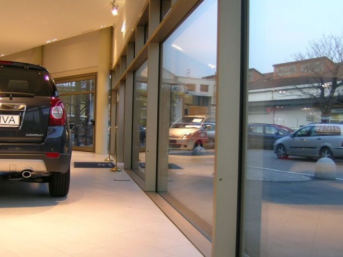 Archisio - Studio Lenzi Associati - Progetto Padiglione espositivo auto