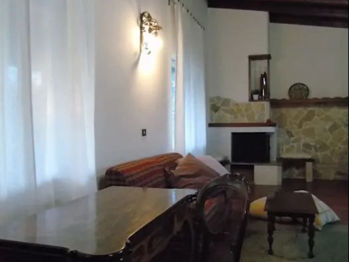 Archisio - Angela Paniccia - Progetto Villa francesca - relooking dependance destinata agli affitti brevi